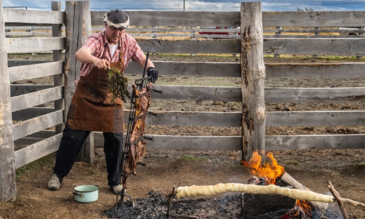 Countryside Experience + Patagonian Roasted Lamb